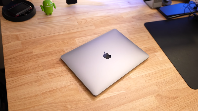 MacBook Air M1何ができる？動画編集やM2違い、8GBで十分な理由